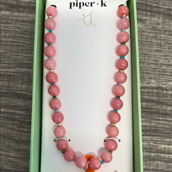 🌊⚓️ Piper K Starfish Necklace 🪸 - Picture 3 of 6